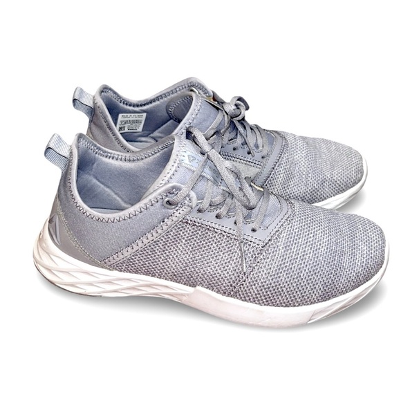 Reebok Women's Astroride Edge Running Shoe Size 7 - Picture 1 of 8